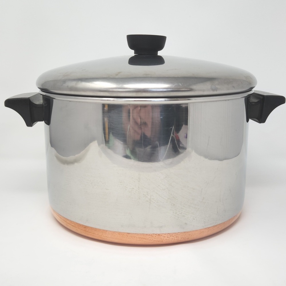 Vintage 6-quart Revere Ware Copper Bottom Pot with Lid 1801